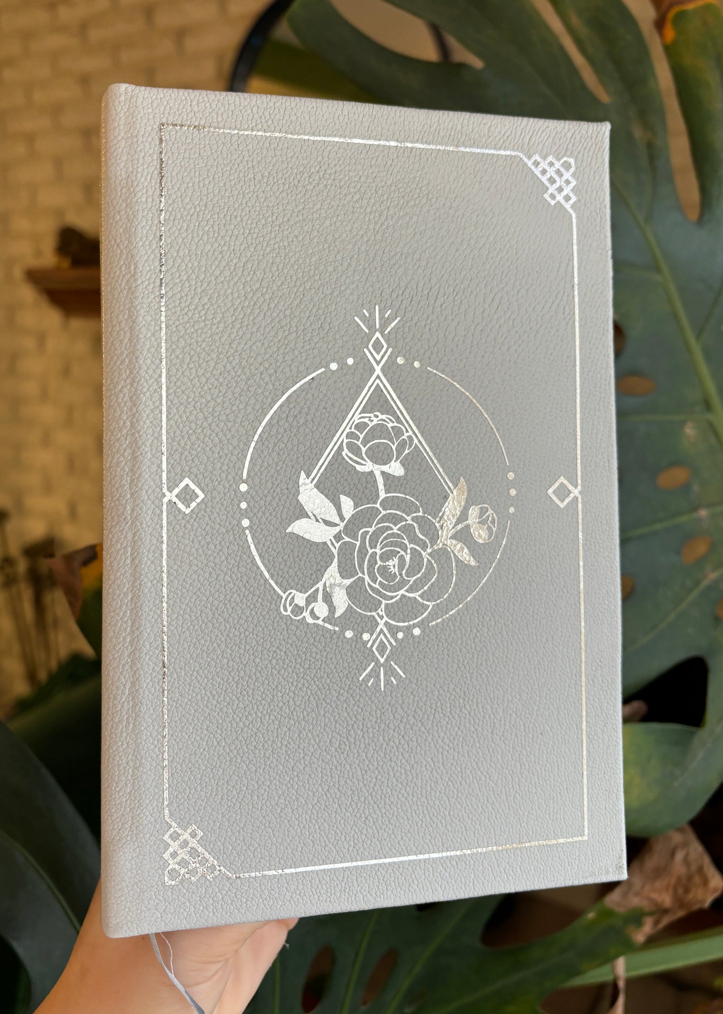 The Bridgerton Series by Julia Quinn - Leatherbound Pastel Rainbow Collector's Editions