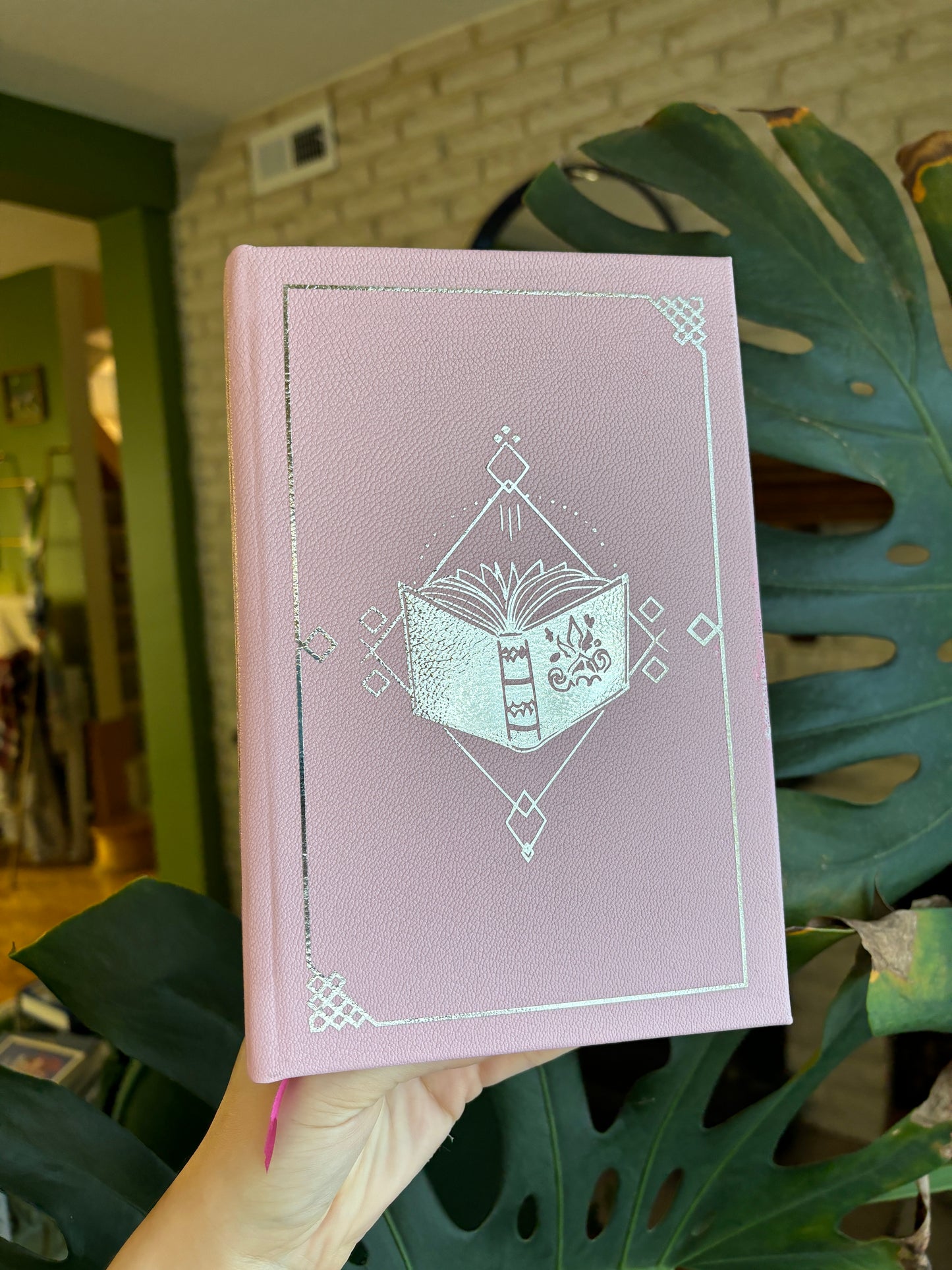 The Bridgerton Series by Julia Quinn - Leatherbound Pastel Rainbow Collector's Editions